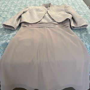 Two piece dress garment